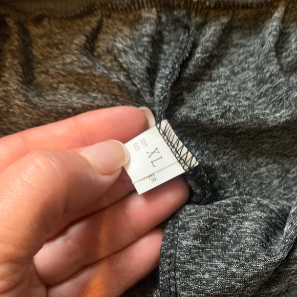 Shorts - Picture 4 of 5